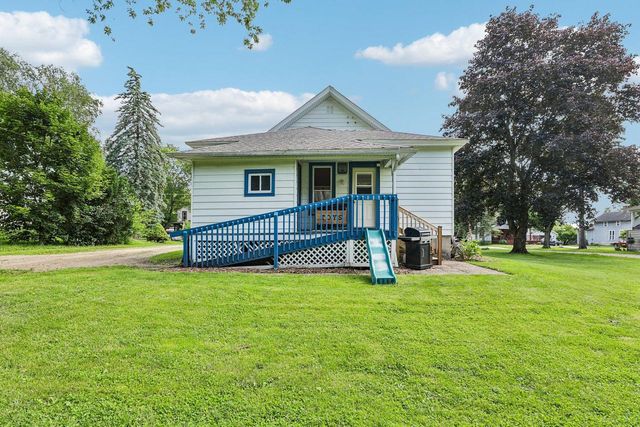 400 E Washington STREET, Lake Mills, WI 53551