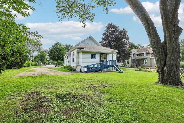 400 E Washington STREET, Lake Mills, WI 53551