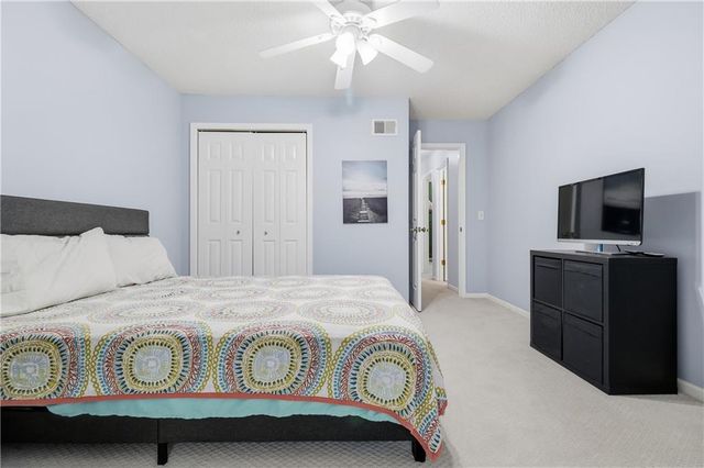6355 Walker Street, Shawnee, KS 66218