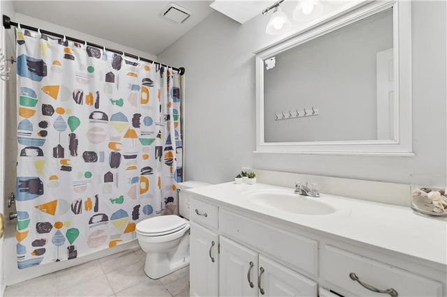 6355 Walker Street, Shawnee, KS 66218