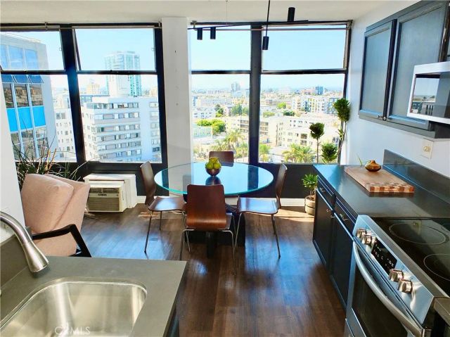 100 Atlantic 1108, Long Beach, CA 90802