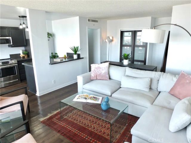 100 Atlantic 1108, Long Beach, CA 90802