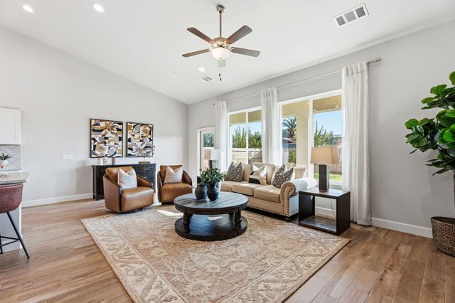 314 Windsor Street, Exeter, CA 93221