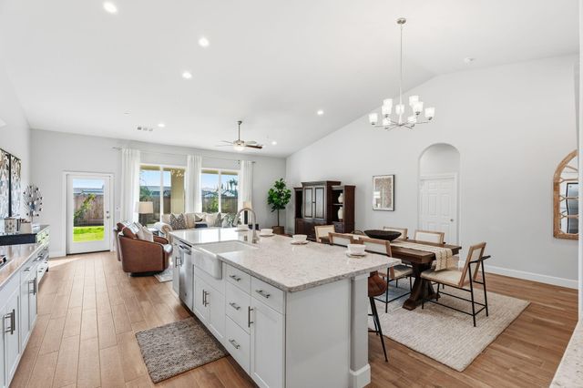 314 Windsor Street, Exeter, CA 93221