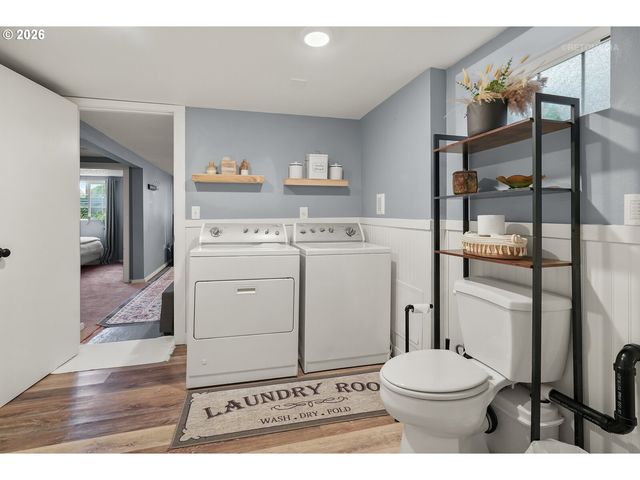 514 N COLLEGE St, Newberg, OR 97132