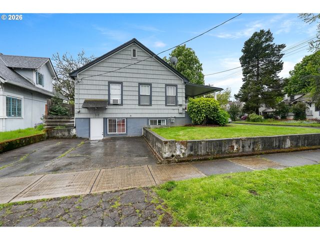 514 N COLLEGE St, Newberg, OR 97132