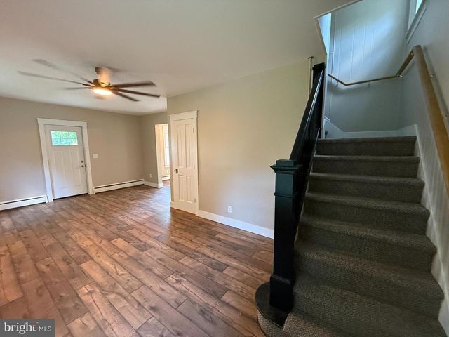 44 S PARK AVE, Mertztown, PA 19539