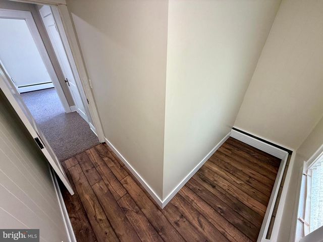 44 S PARK AVE, Mertztown, PA 19539
