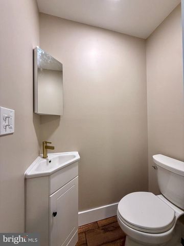 44 S PARK AVE, Mertztown, PA 19539