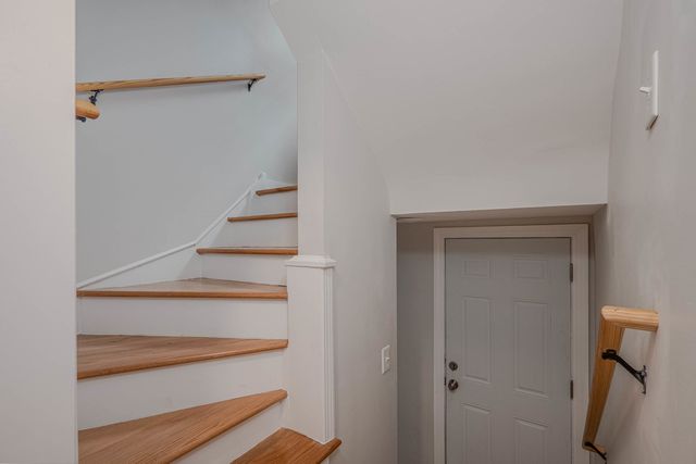 2912 N 74th Avenue, Elmwood Park, IL 60707