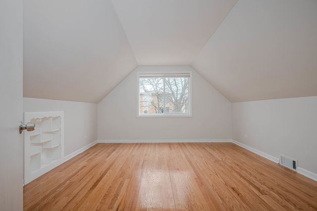 2912 N 74th Avenue, Elmwood Park, IL 60707