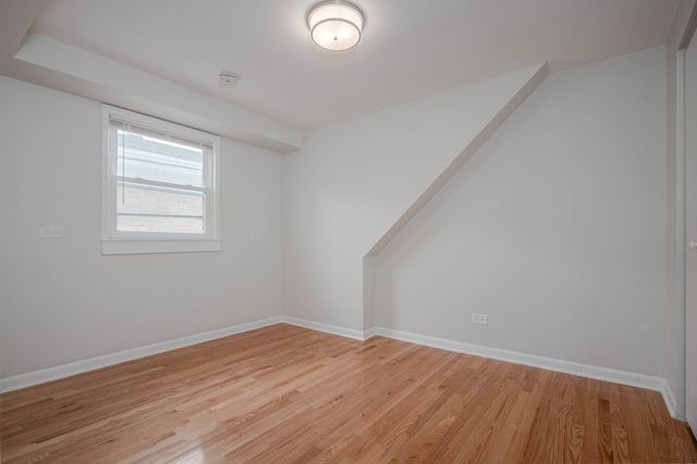 2912 N 74th Avenue, Elmwood Park, IL 60707