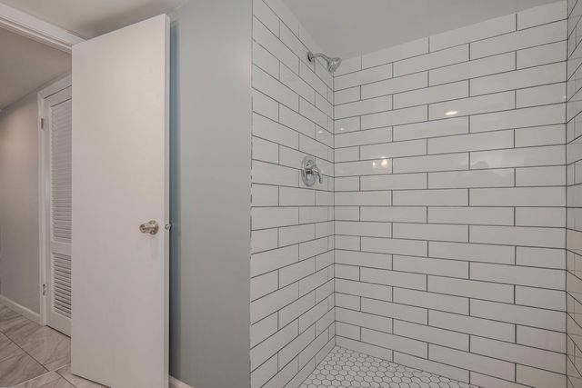 2912 N 74th Avenue, Elmwood Park, IL 60707