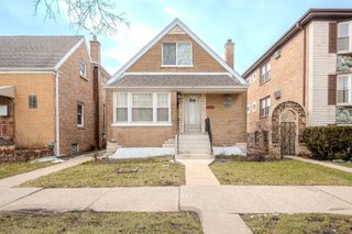 2912 N 74th Avenue, Elmwood Park, IL 60707