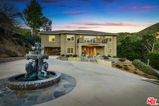 29677 Mulholland Highway, Agoura Hills, CA 91301