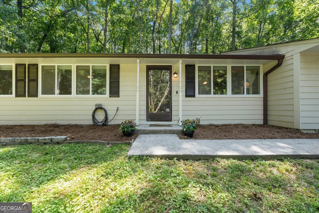 3705 Somerset Drive SW, Marietta, GA 30064 — photo 2