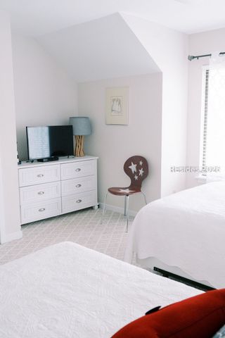 15 Deallyon Ave Apt 59, Hilton Head Island, SC 29928