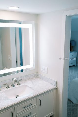 15 Deallyon Ave Apt 59, Hilton Head Island, SC 29928