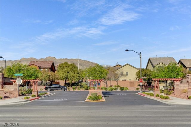 10731 MYRTLE GROVE Avenue, Las Vegas, NV 89166