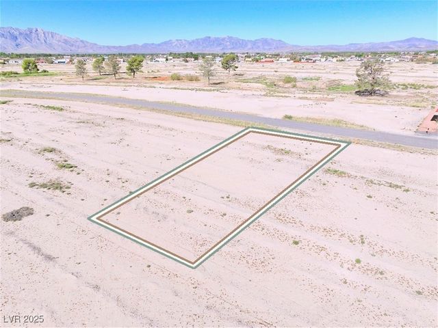 1891 Waterhole Canyon Avenue, Pahrump, NV 89048