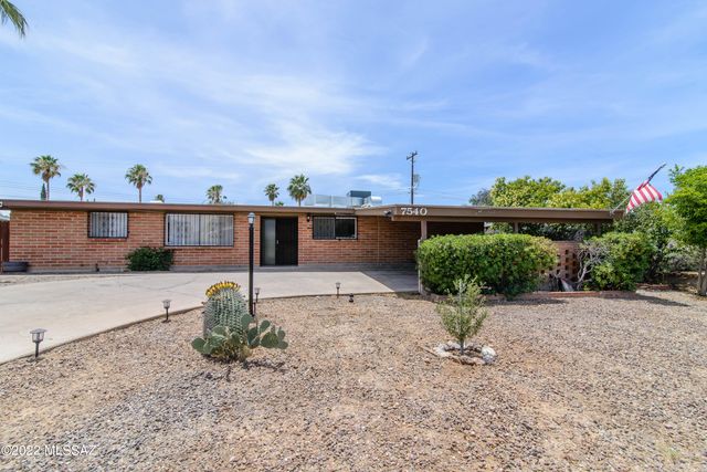 7540 E 33rd Street, Tucson, AZ 85710