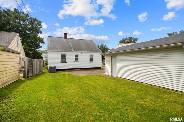 3124 N PARISH Avenue, Peoria, IL 61604