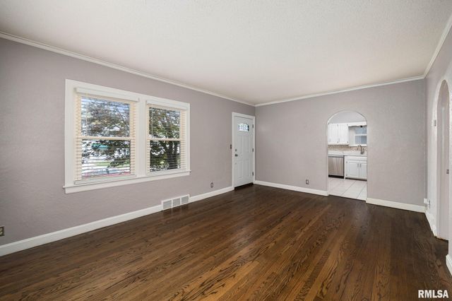 3124 N PARISH Avenue, Peoria, IL 61604