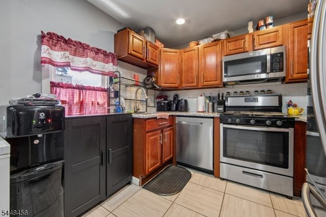 218 Wallace St, City Of Orange Twp., NJ 07050