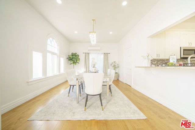 1159 S Norton Avenue, Los Angeles, CA 90019