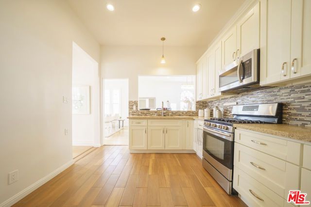 1159 S Norton Avenue, Los Angeles, CA 90019