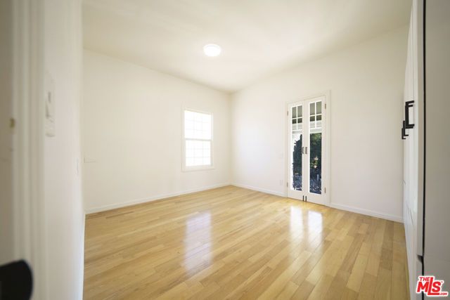 1159 S Norton Avenue, Los Angeles, CA 90019