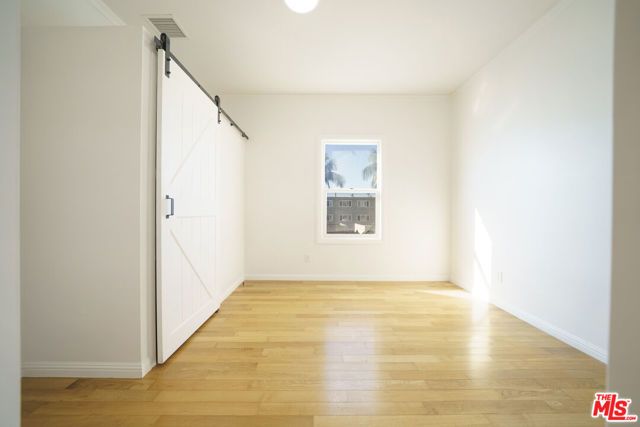 1159 S Norton Avenue, Los Angeles, CA 90019