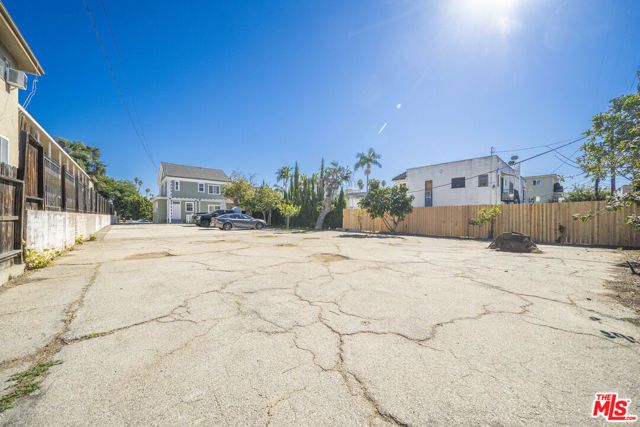 1159 S Norton Avenue, Los Angeles, CA 90019