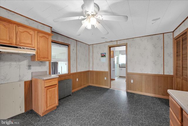 298 CAMP RD, Pine Grove, PA 17963