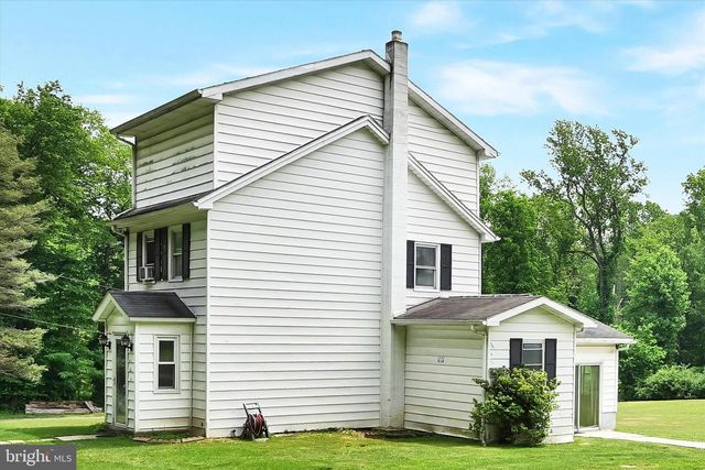 298 CAMP RD, Pine Grove, PA 17963