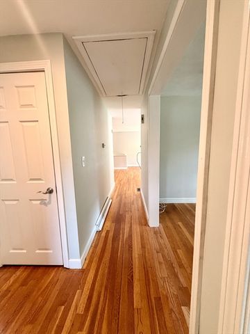 57 Laurel Ln, Bellingham, MA 02019