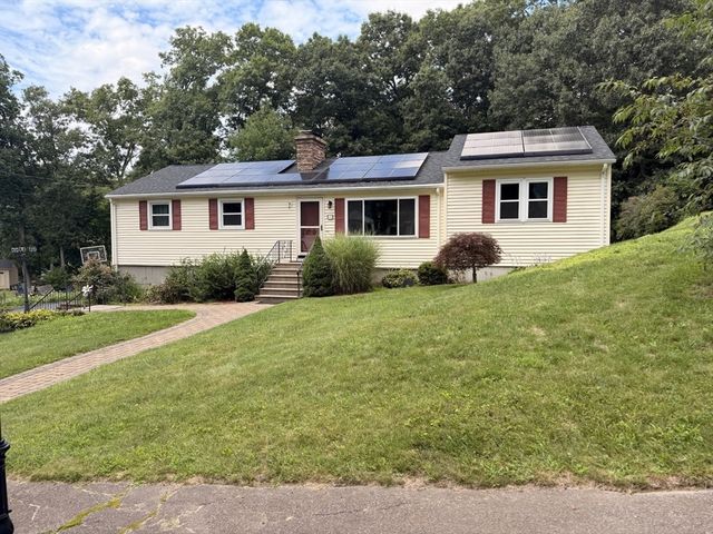57 Laurel Ln, Bellingham, MA 02019