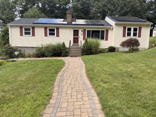 57 Laurel Ln, Bellingham, MA 02019