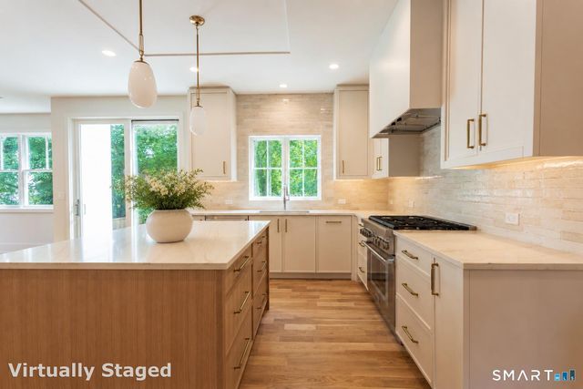 27 Bauer Pl Extension, Westport, CT 06880
