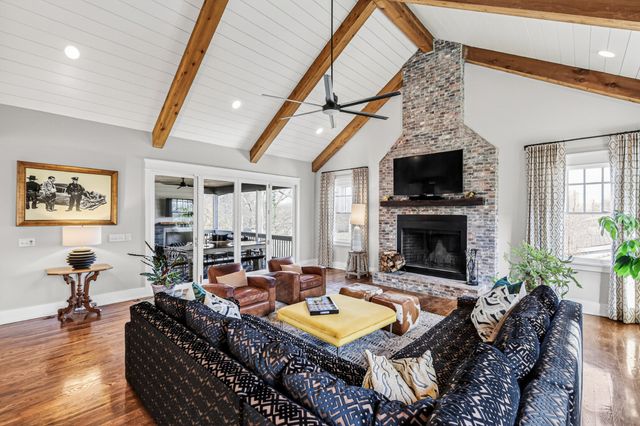 2606 Barton Ave, Nashville, TN 37212