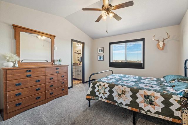 582 ANTIETAM DR, Box Elder, SD 57719