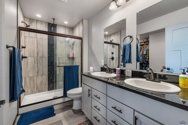 582 ANTIETAM DR, Box Elder, SD 57719