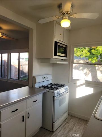 7912 Glencoe Drive, Huntington Beach, CA 92647