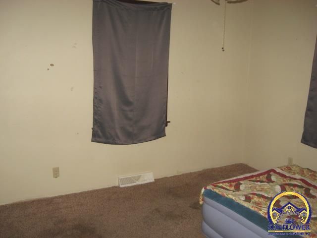 3550 SE 36th ST, Topeka, KS 66605