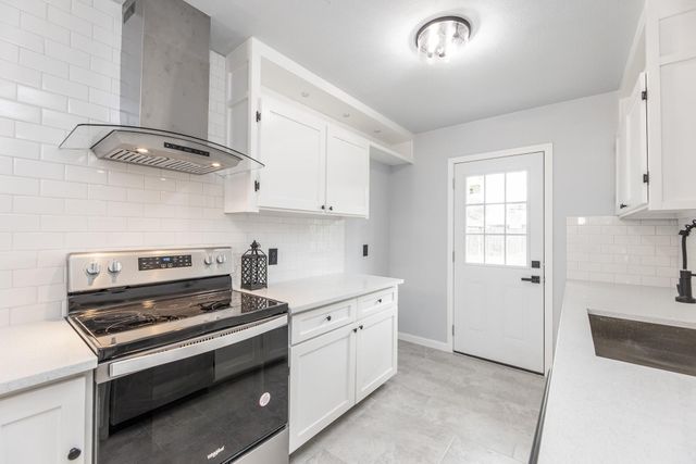 1109 E Columbia Lane, Deer Park, TX 77536