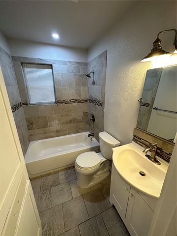 2322 Meadow Lane, Mesquite, TX 75150