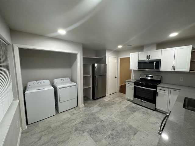 2322 Meadow Lane, Mesquite, TX 75150