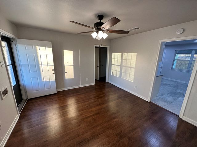 2322 Meadow Lane, Mesquite, TX 75150