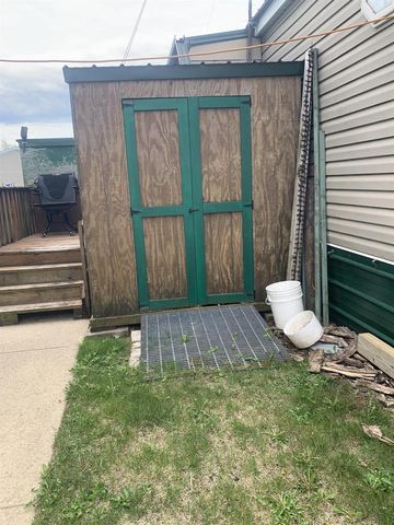 39 Douglas Street, Westby, WI 54667