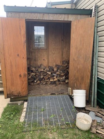 39 Douglas Street, Westby, WI 54667